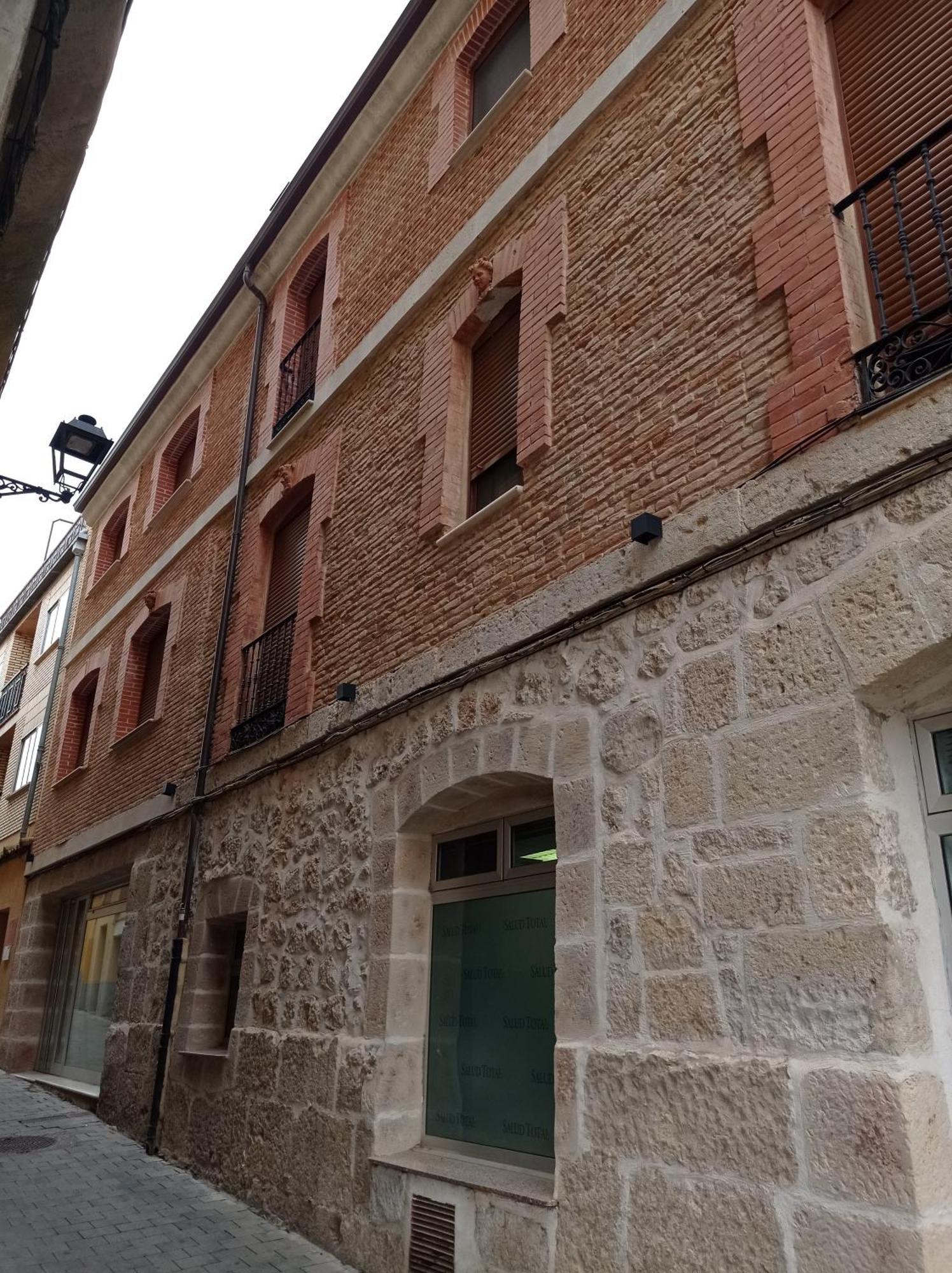Apartamentos Turisticos Empecinado Roa ภายนอก รูปภาพ